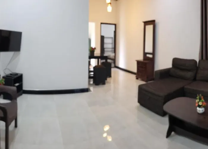 Juliya Guest House